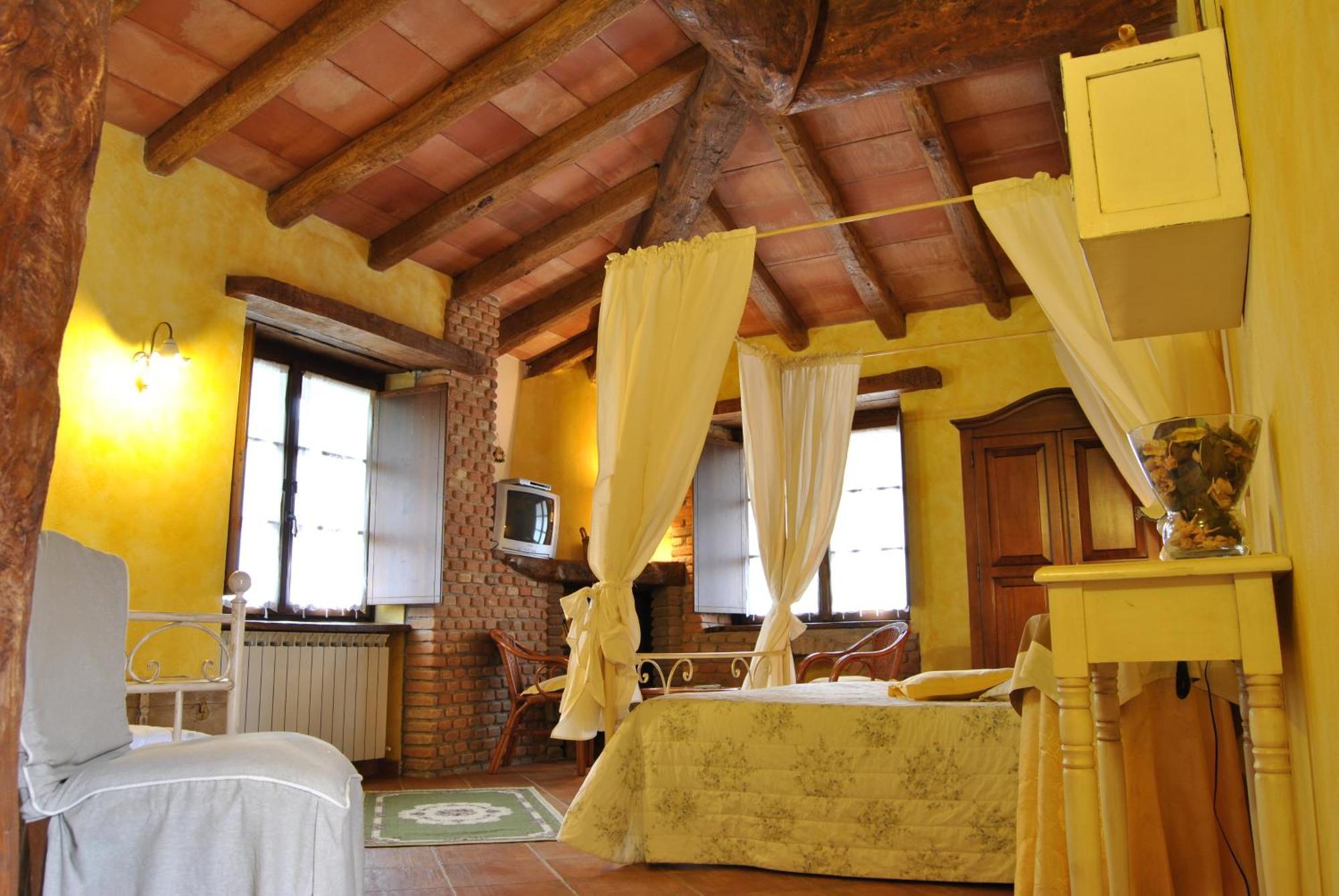 Le Macine Del Confluente Bed & Breakfast Badalucco Bilik gambar