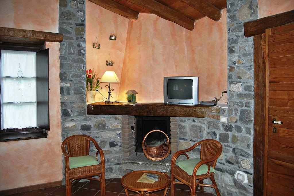 Le Macine Del Confluente Bed & Breakfast Badalucco Luaran gambar