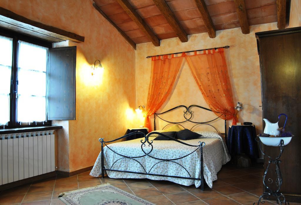 Le Macine Del Confluente Bed & Breakfast Badalucco Bilik gambar