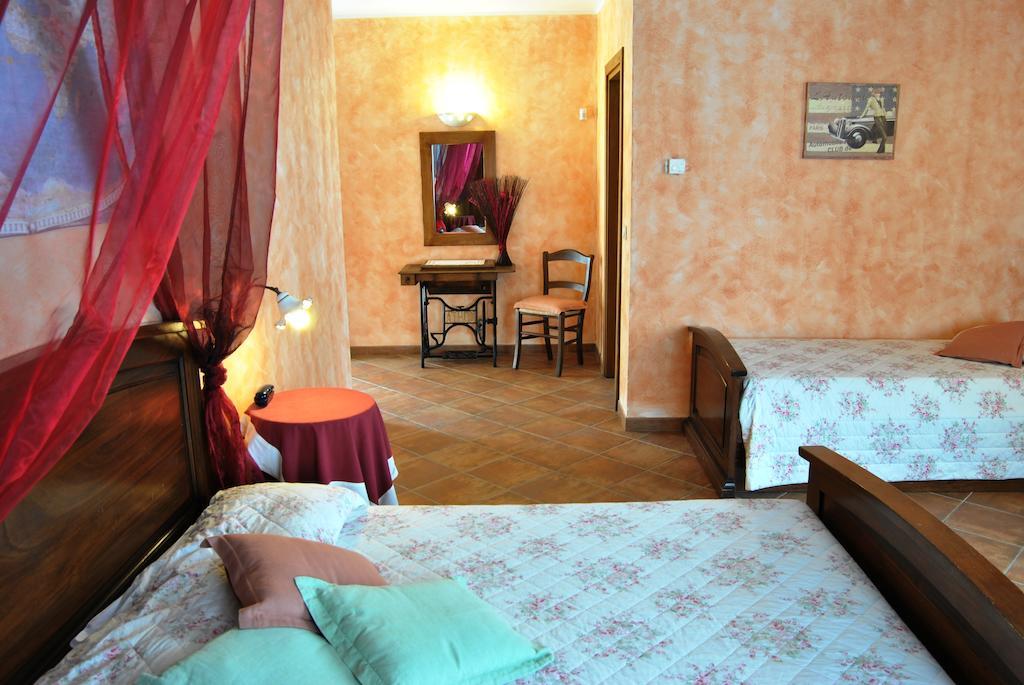Le Macine Del Confluente Bed & Breakfast Badalucco Luaran gambar