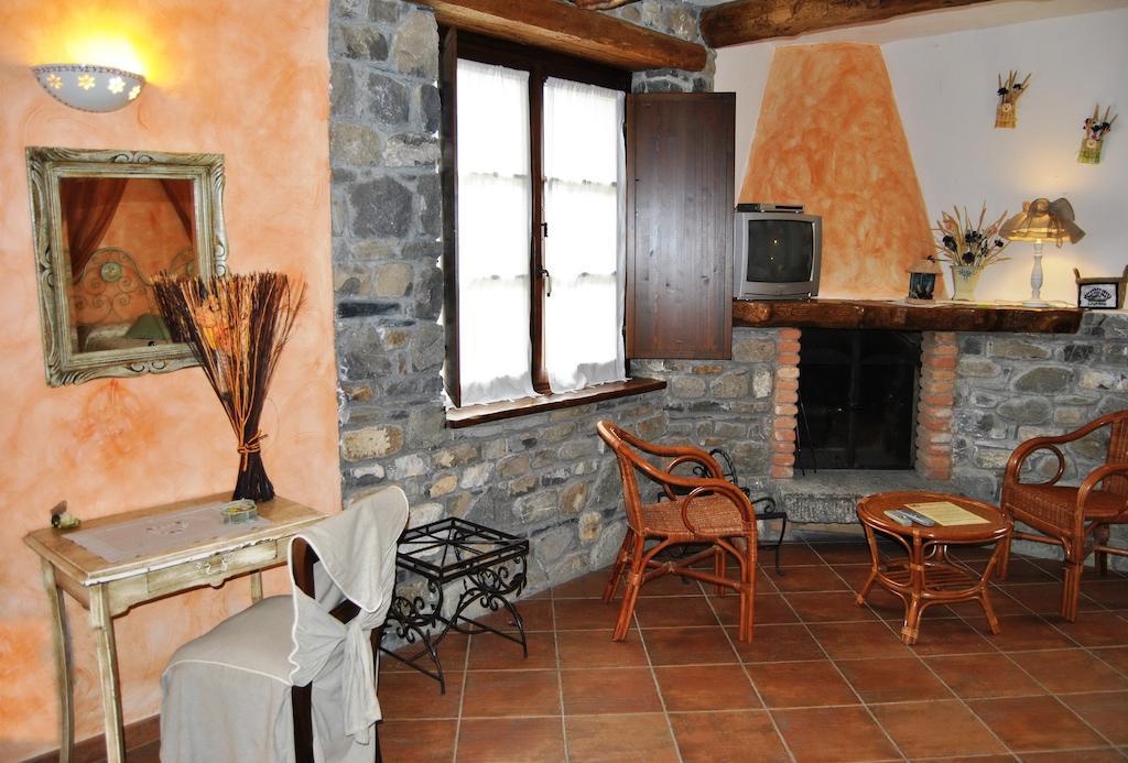 Le Macine Del Confluente Bed & Breakfast Badalucco Luaran gambar