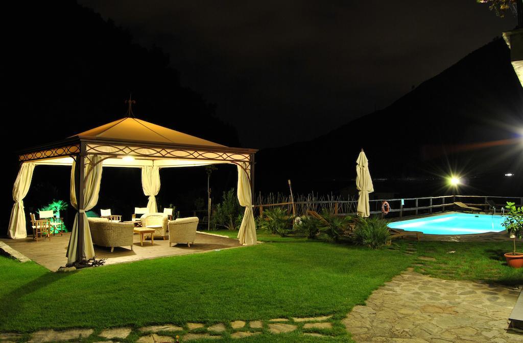 Le Macine Del Confluente Bed & Breakfast Badalucco Luaran gambar