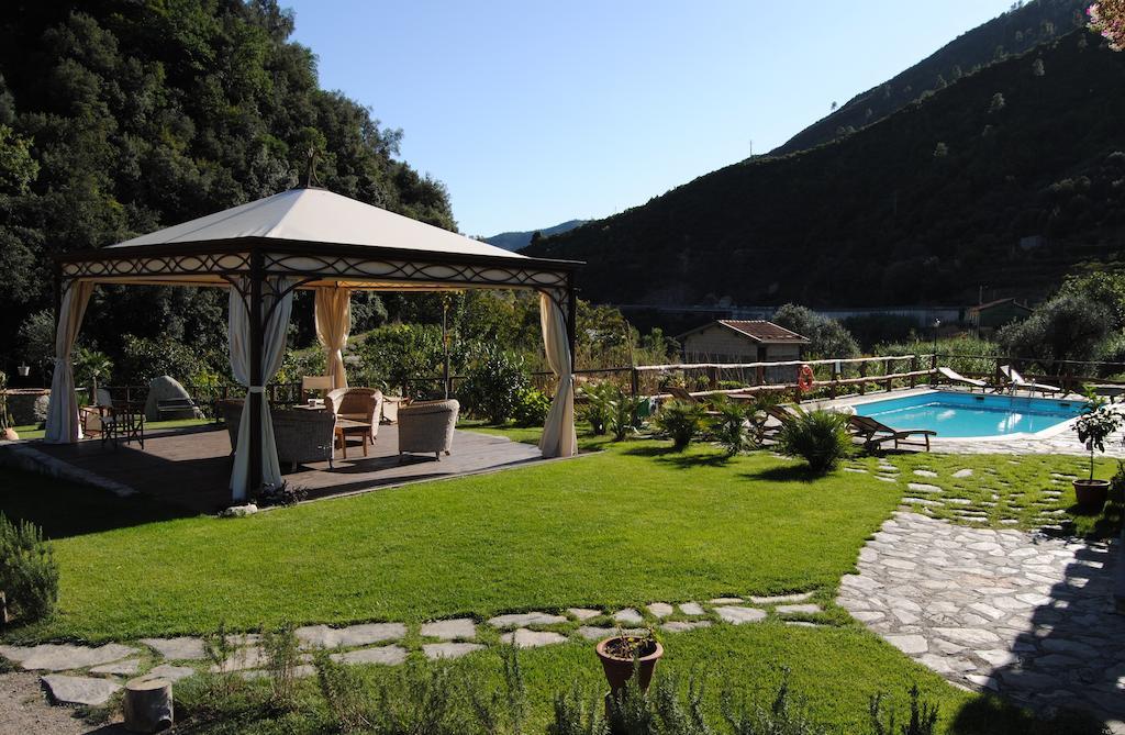 Le Macine Del Confluente Bed & Breakfast Badalucco Luaran gambar