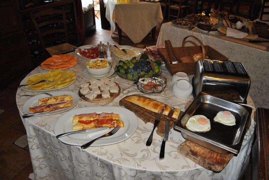 Le Macine Del Confluente Bed & Breakfast Badalucco Luaran gambar